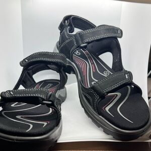 ECCO Women’s Hiking Offroad Yukatan Sandal Hook and Loop Athletic Black 39/8
